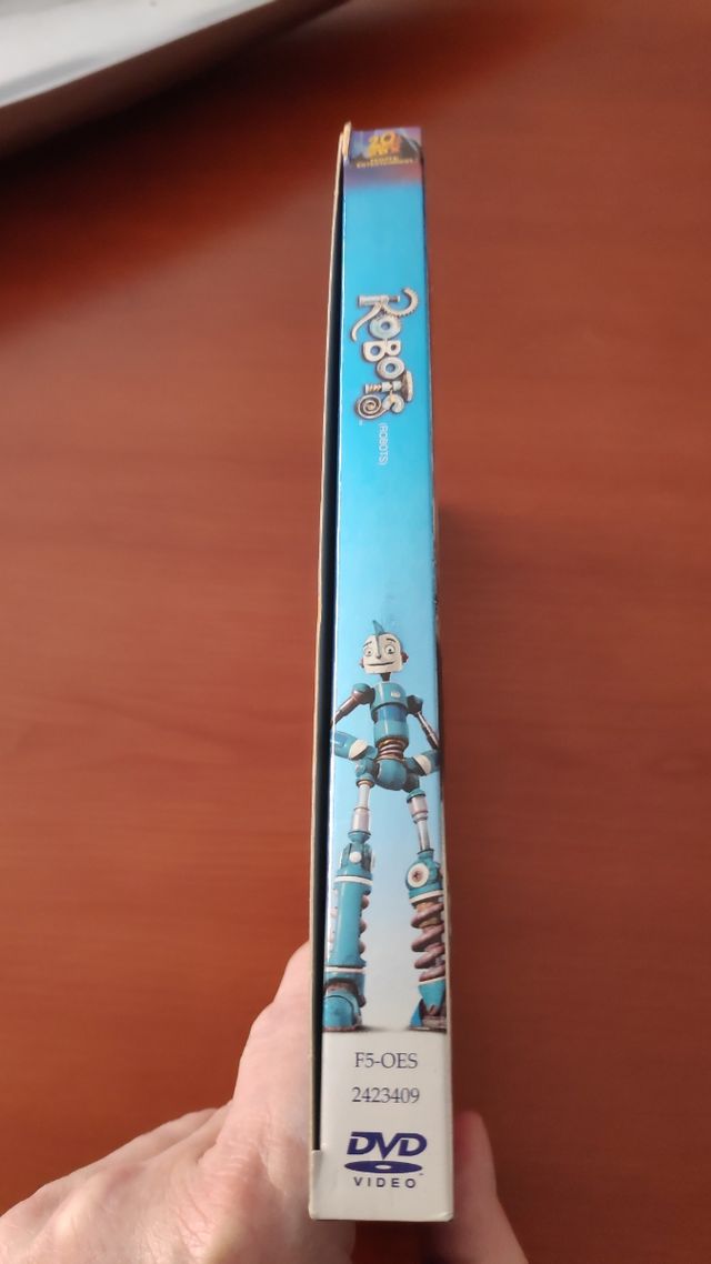 DVD, ROBOTS, animación