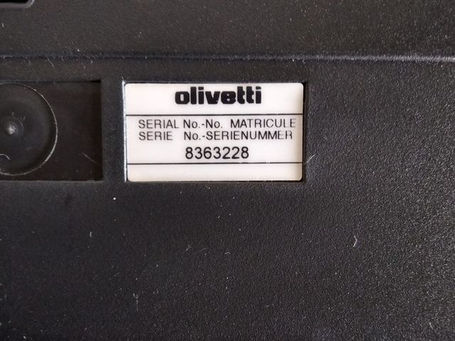 macchina da scrivere elettrica olivetti
