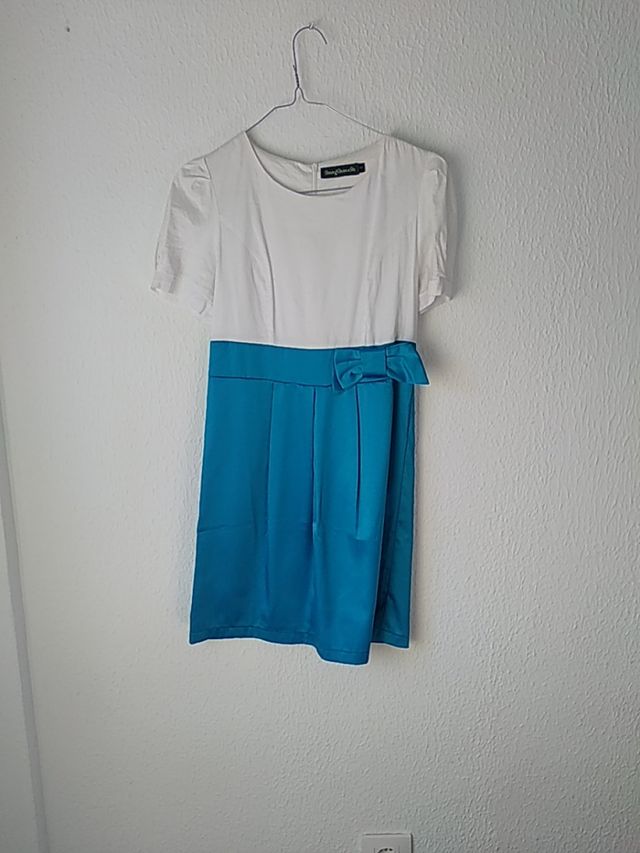 vestido blanco y azul. algodón y raso