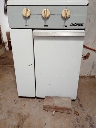 Cocina de gas butano de segunda mano por 40 EUR en Zamora en WALLAPOP