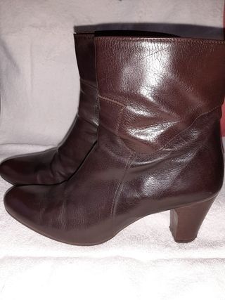 Botines Plumers de segunda mano por 45 EUR en Bilbao en WALLAPOP