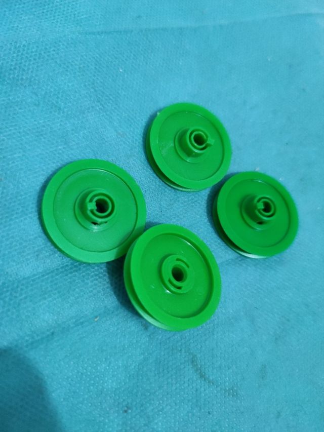 Lote 2 POLEAS  PEQUEÑA  REF. 133