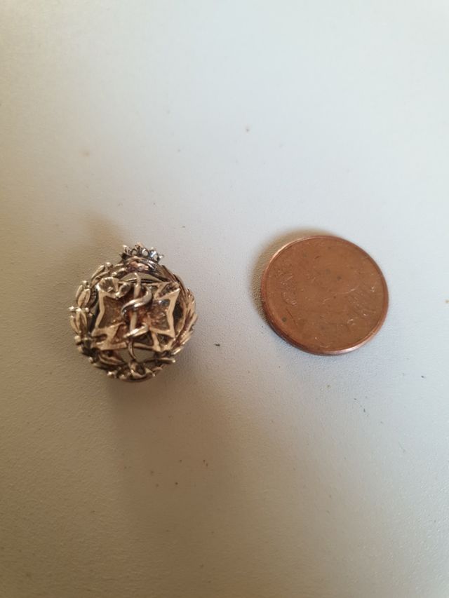 Distintivo da bavero da farmacia militare periodo Franco