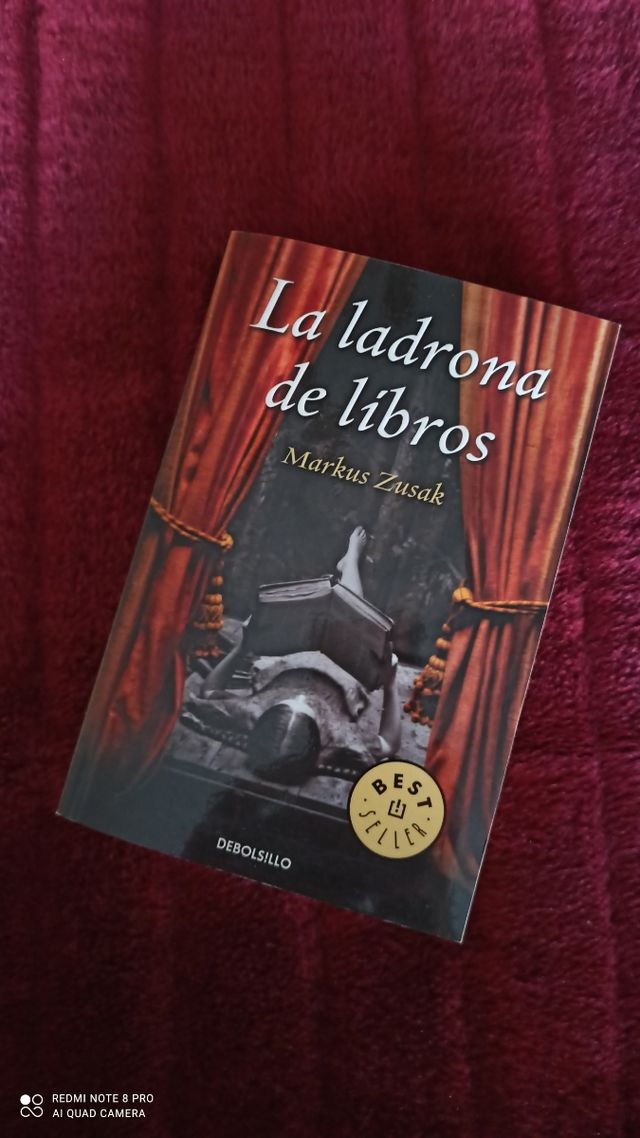 LA LADRONA DE LIBROS
