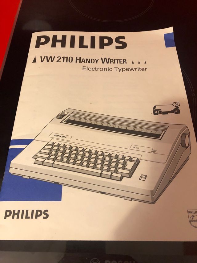 Máquina de escribir eléctrica PHILIPS VW2110