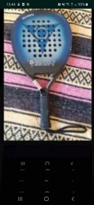Raqueta de padel