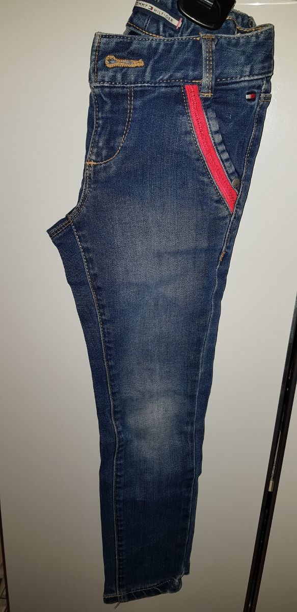 Pantalón Jeans Tommy Hilfiger 5 años