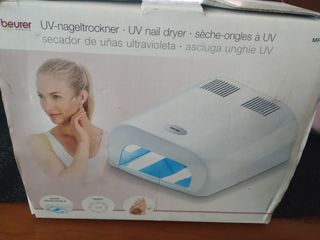 Secador de uñas ultravioleta beurer de segunda mano por 20 EUR en  Viladecans en WALLAPOP