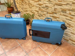 Juego maletas samsonite con combinación de segunda mano por 45 EUR en  Alquerías del Niño Perdido en WALLAPOP