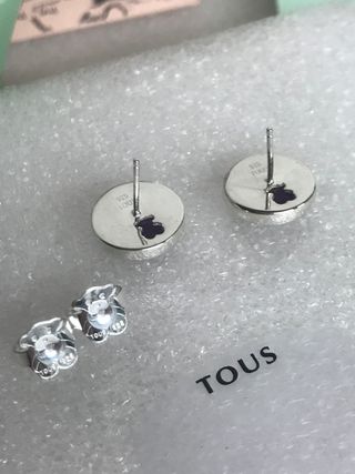 PENDIENTES TOUS MOD. Sucre. Color morado nuevo
