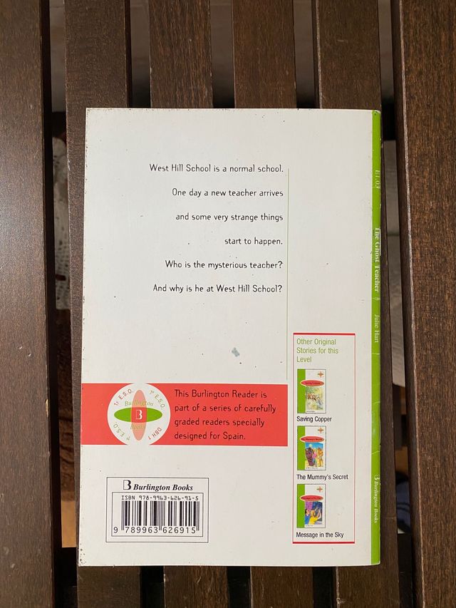 Te ghost teacher. Julie Hart 