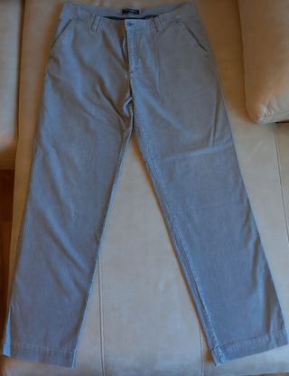 Pantalón de pana Springfield talla 46 de segunda mano por 20 EUR en Los  Molinos en WALLAPOP