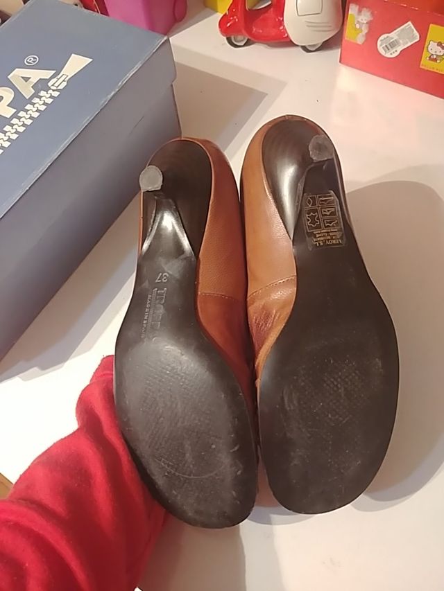 zapatos de cuero vintage. T.37. Troppa.