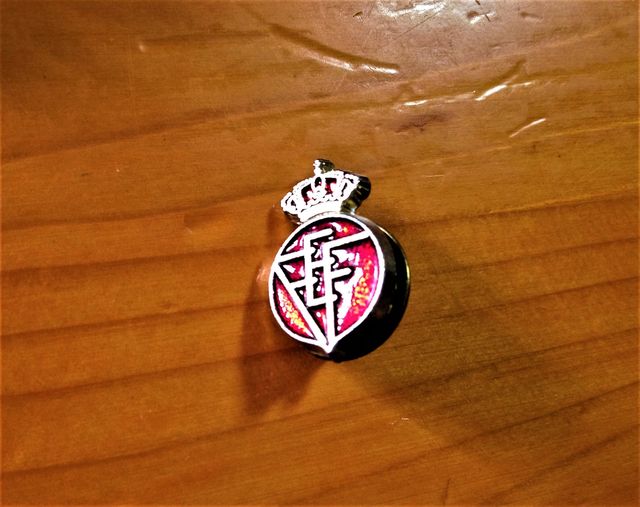 Pin antiguo Federación Española de Fútbol OFICIAL