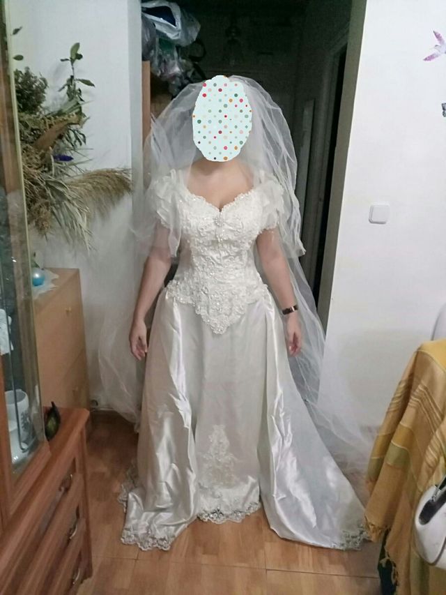 pronovias,XL/42/14,limpiado en tintoreria