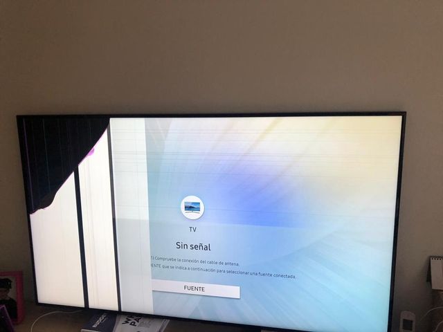 TV 65" SAMSUNG- PARA PIEZAS- PANEL AVERIADO de segunda mano por 50 € en