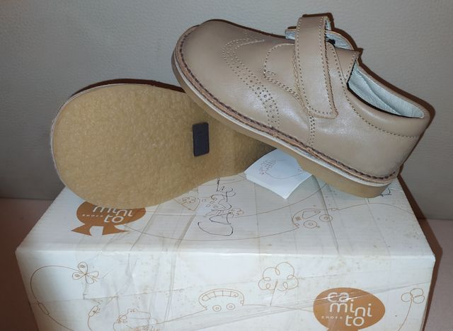 Zapatos nuevos de la marca Caminito