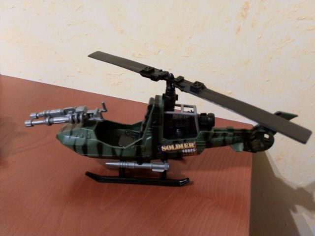 Figuras Soldier Force con vehículos