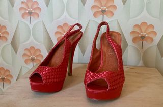 Zapatos rojos Marypaz de segunda mano por 10 EUR en Madrid en WALLAPOP