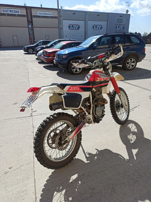 Honda XR 250 1995 de segunda mano por 1.999 € en Burlada en WALLAPOP