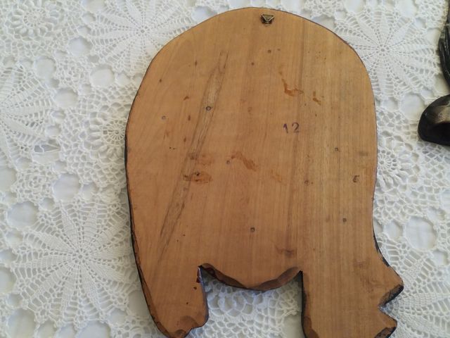 PAREJA D NATIVOS TALLADA EN MADERA