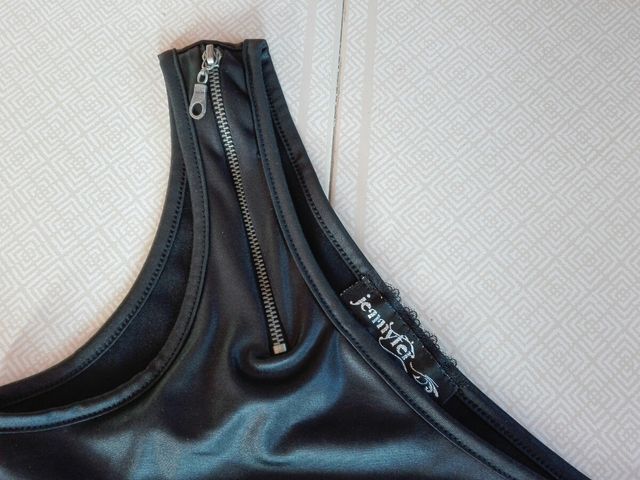 Camiseta Jennyfer. Talla S