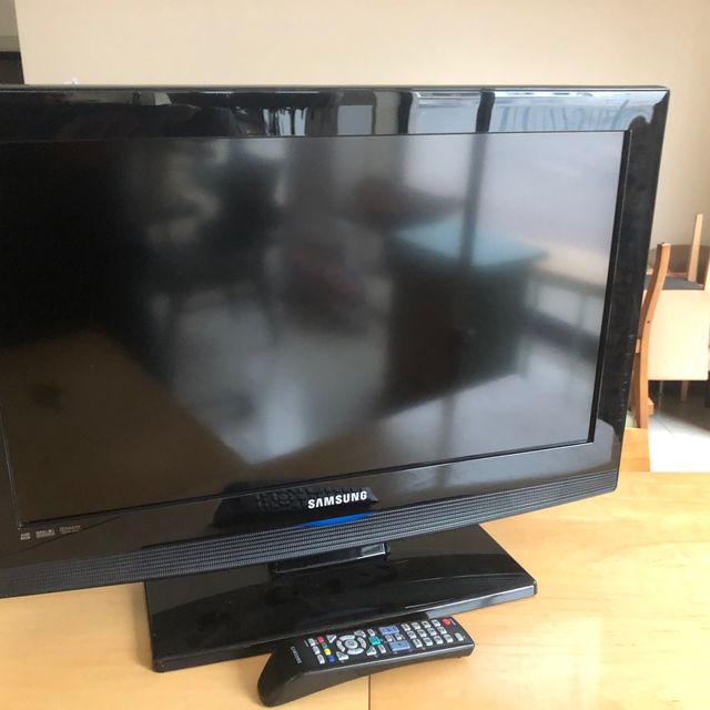 Televisor Samsung. LE26B350F1WXXC