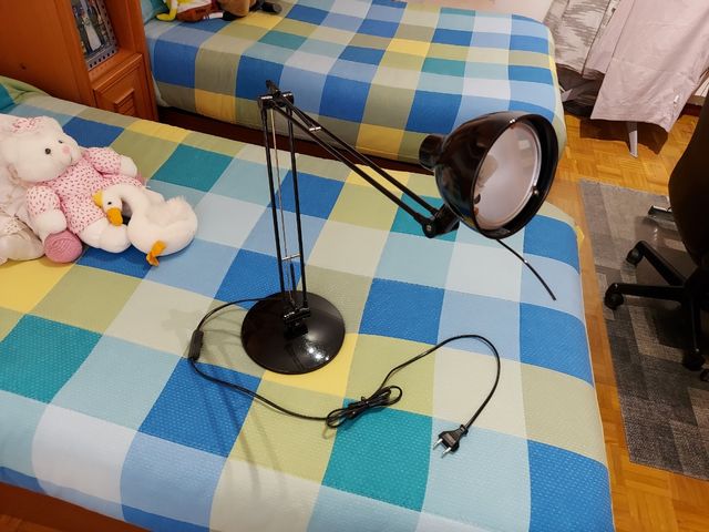 lámpara de escritorio