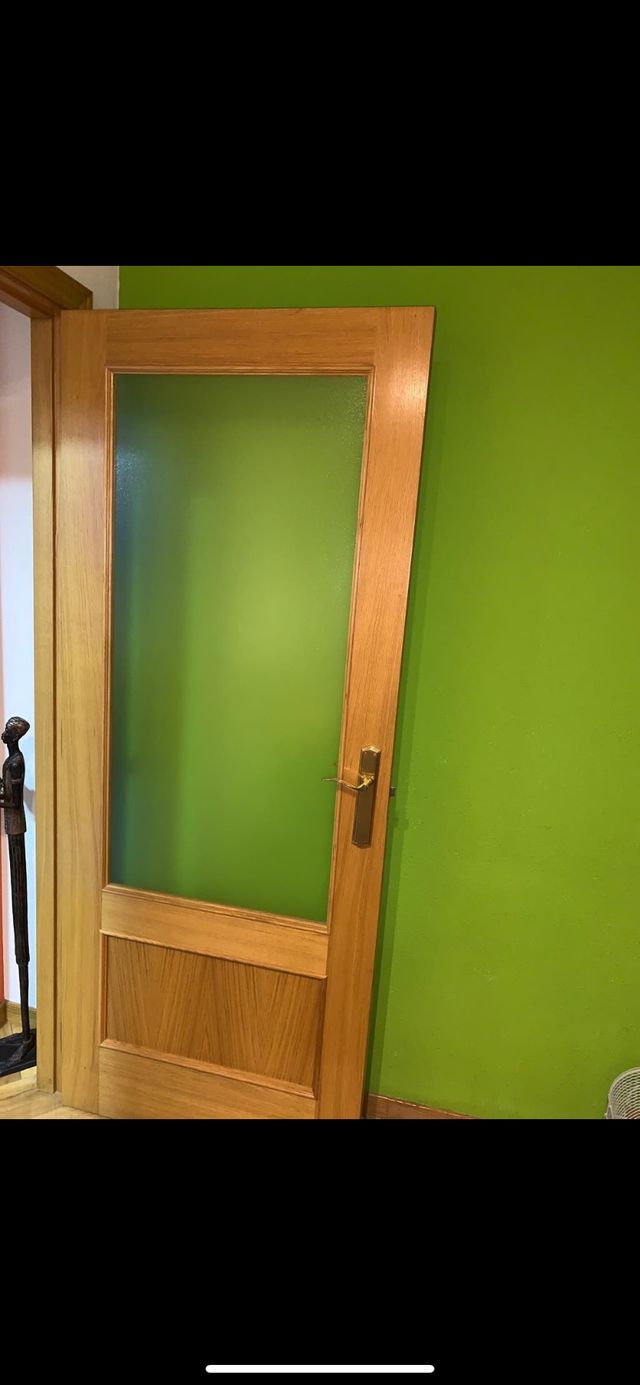 Puertas madera roble de segunda mano por 20 € en Fuenlabrada en WALLAPOP