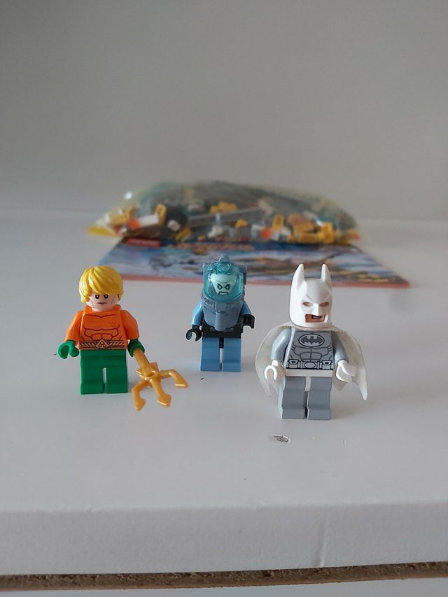 Lego Barman Aquaman vs Mr Freeze 76000