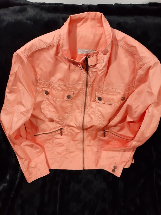 CHAQUETA DE VERANO NARANJA.