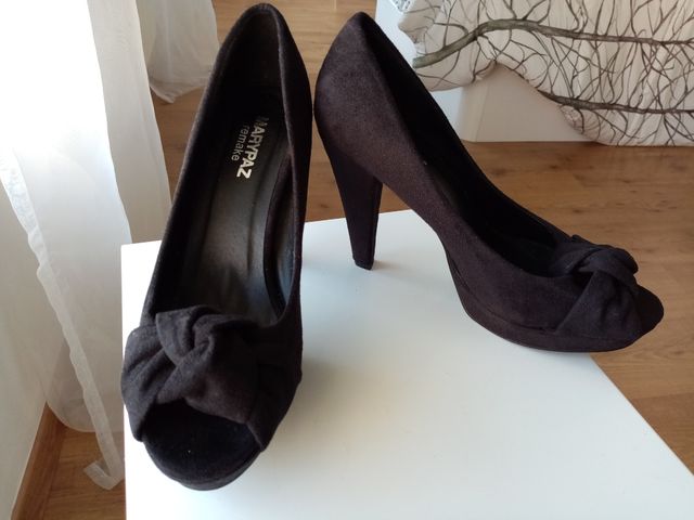 salones abiertos, talla 39. Maripaz