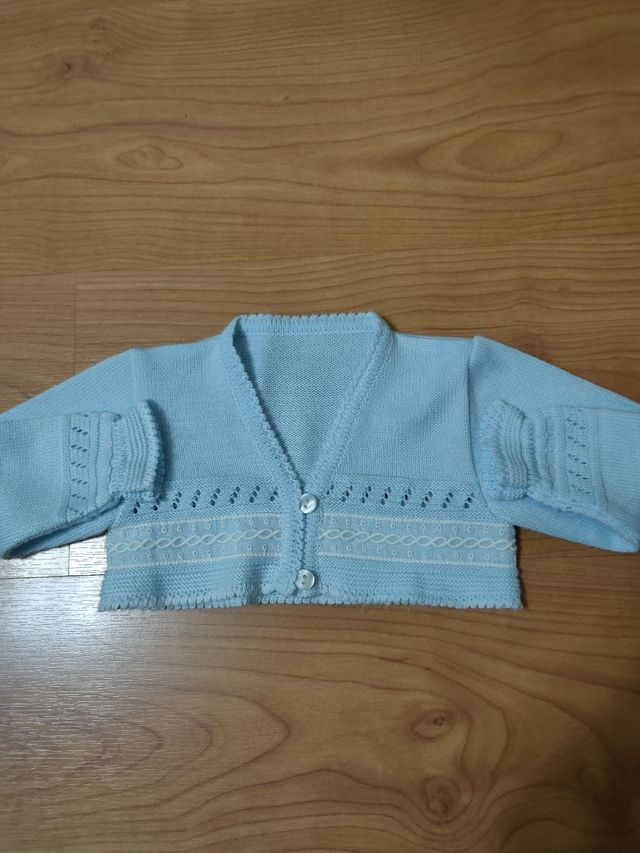 bolero punto fino bebé talla 6 meses