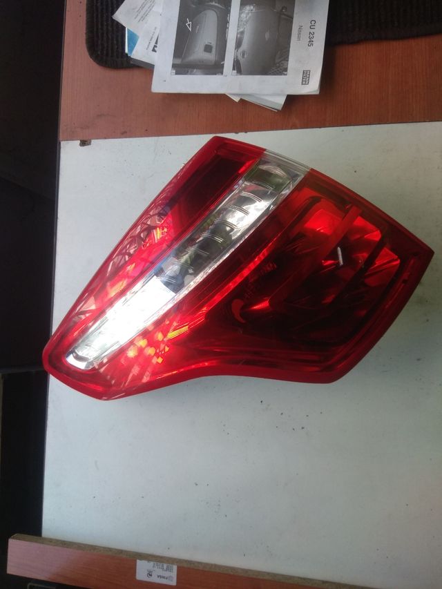 Piloto trasero izquierdo Citroen C4 Picasso