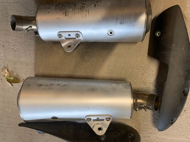 Tubos de escape ducati monster 796 y estriberas