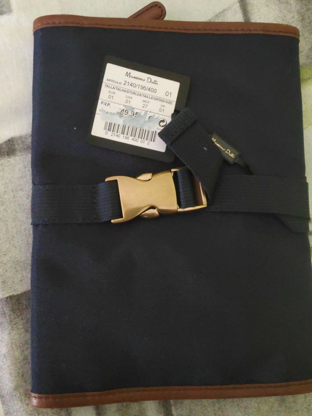 Neceser Massimo Dutti