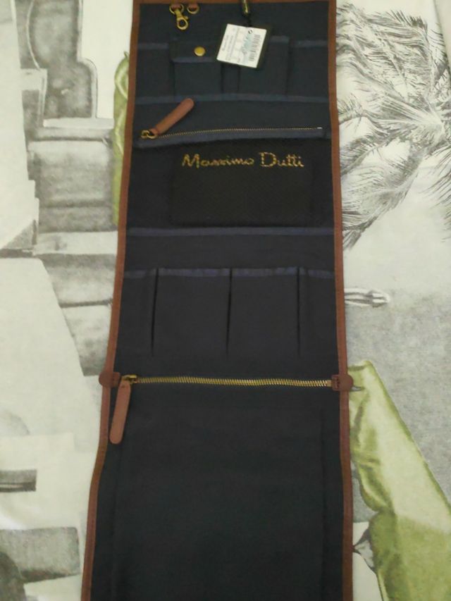 Neceser Massimo Dutti