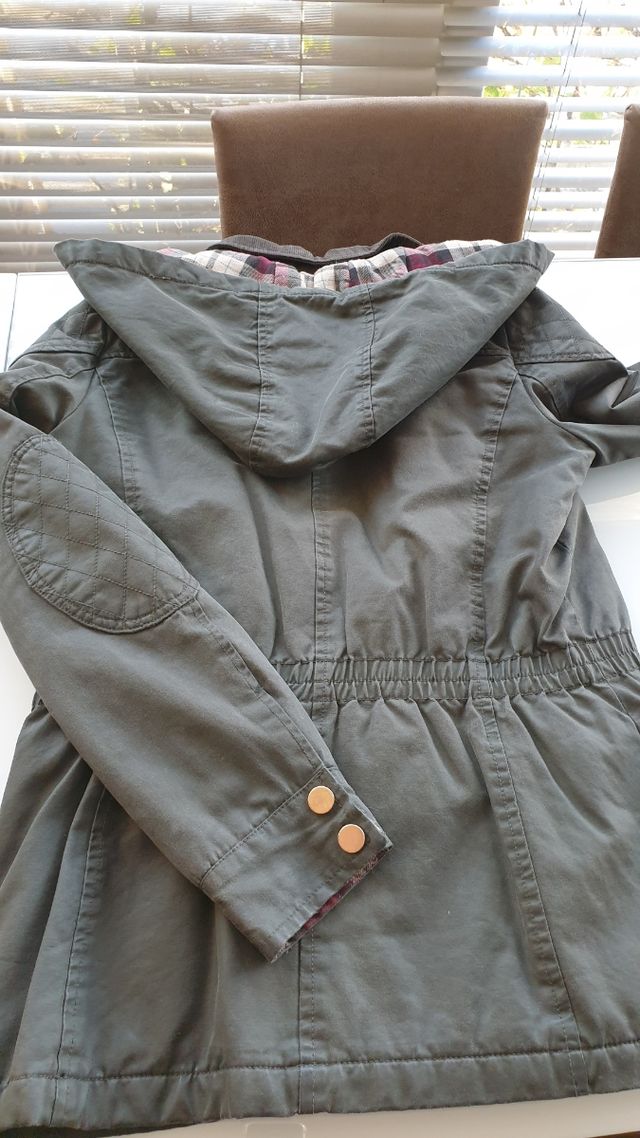Abrigo verde militar, tipo barbour, talla m