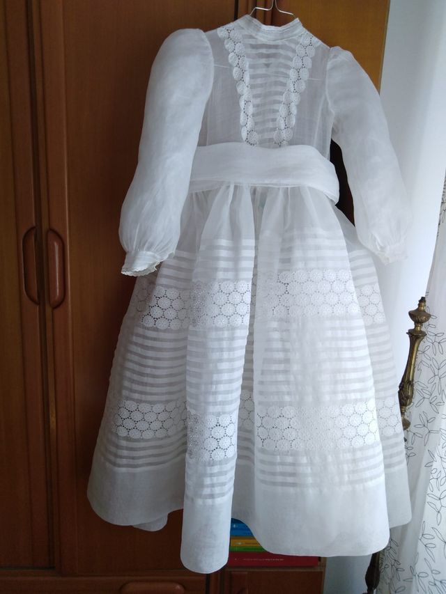 Vestido de primera comunión exclusivo