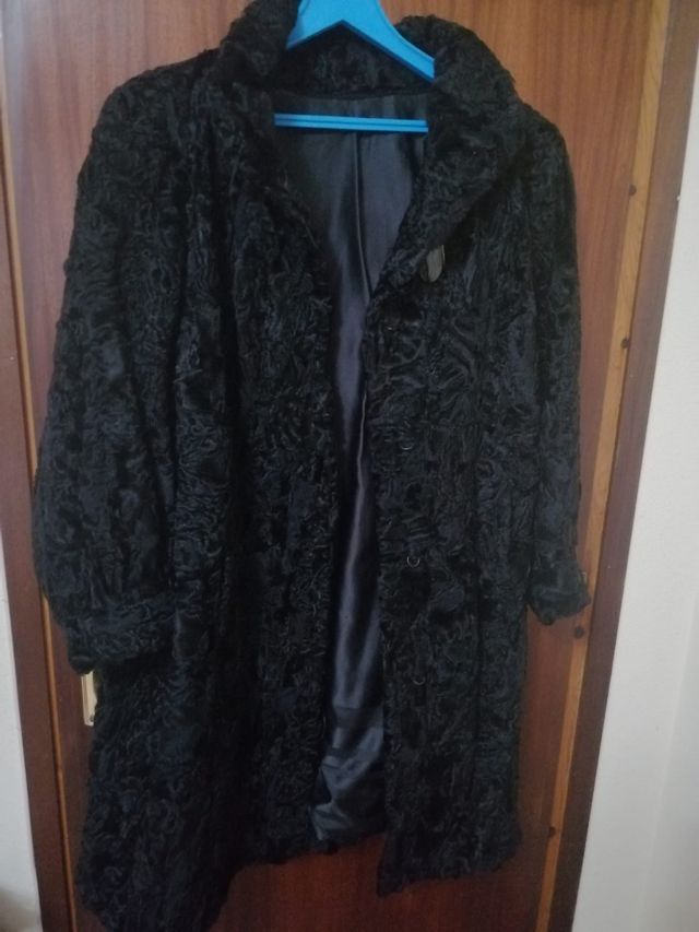 Precioso y Auténtico Abrigo de Garras