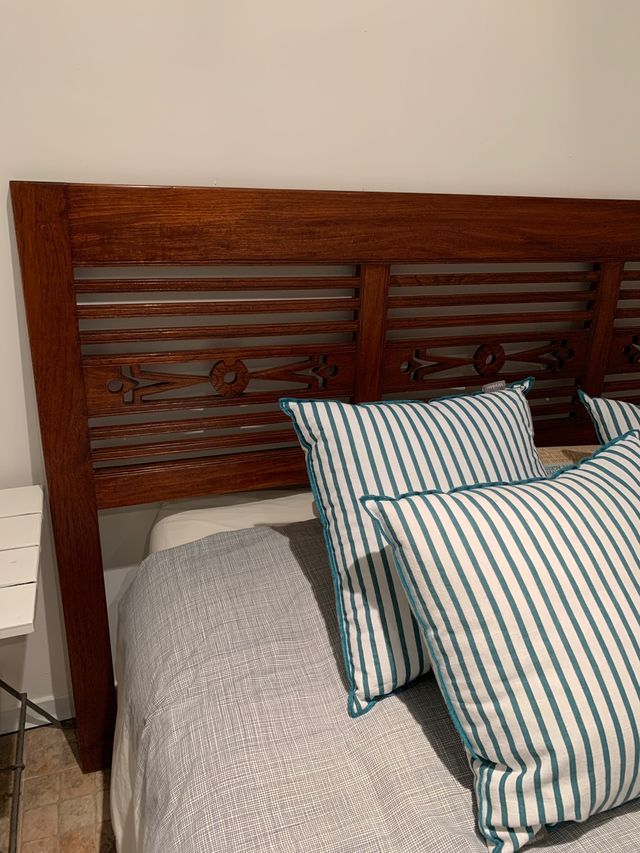 Cabezal cama madera de teka