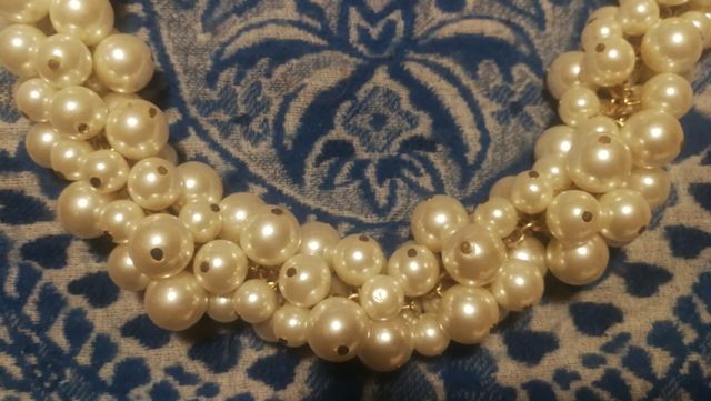 Collar tipo perlas