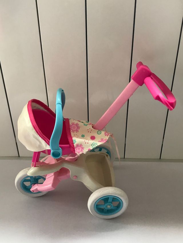 Cochecito carrito muñeca Nancy New Famosa