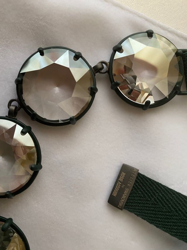 Collar cristales Swarovski de lujo.