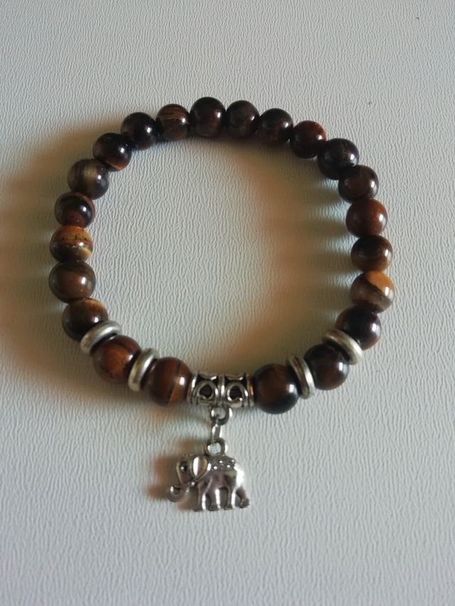 pulsera de Ojo de Tigre con Elefante