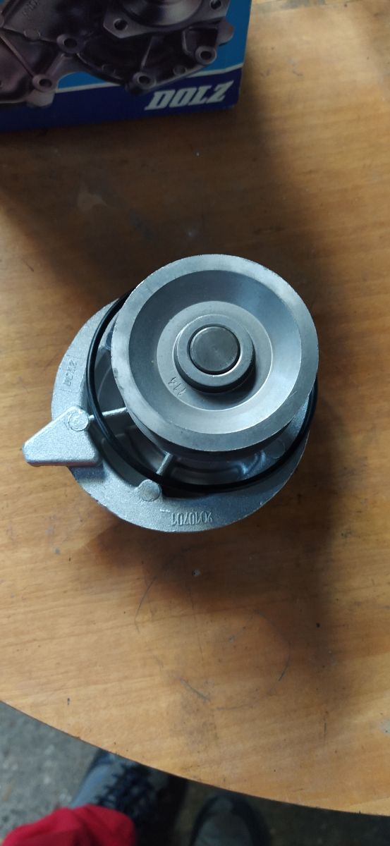 Bomba de agua Opel Kadett Ascona Rekord