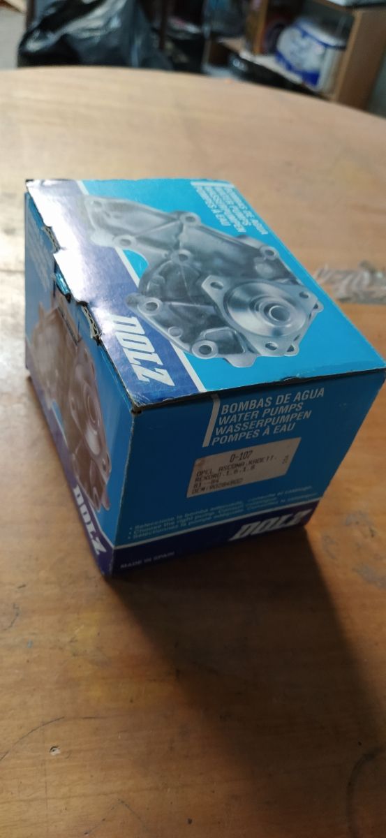 Bomba de agua Opel Kadett Ascona Rekord