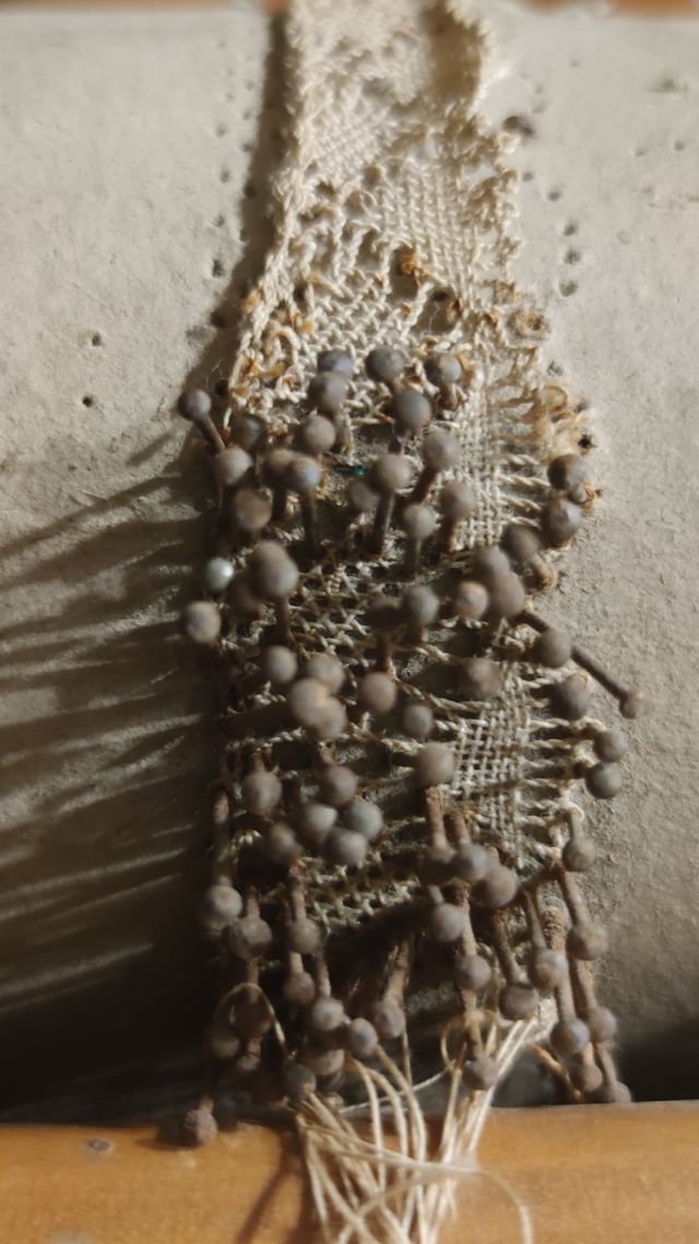 Scatola portarotolo antica.