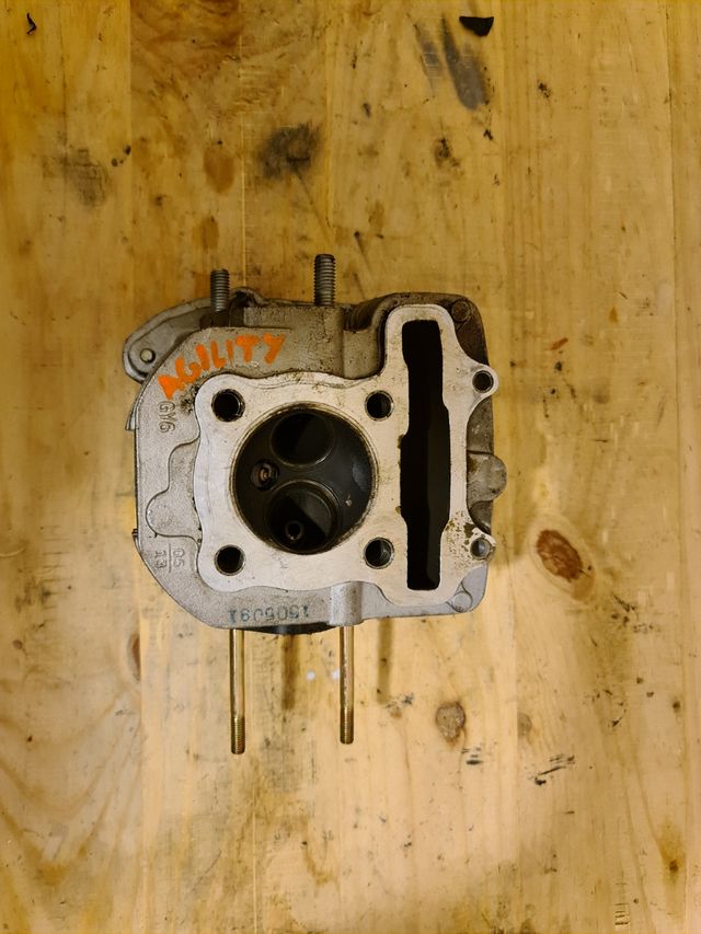 OCASION!!! Culata de kymco agility 125