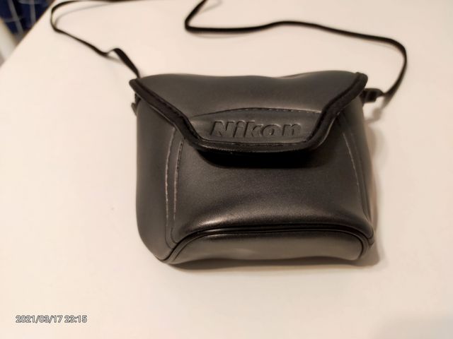 Prismáticos NIKON 10x21